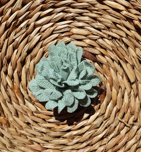 Mint groene bloem alligator clip