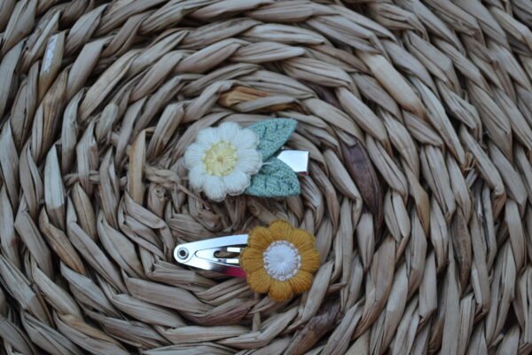 Bloemen klikklak en alligator clip ~ 3 cm