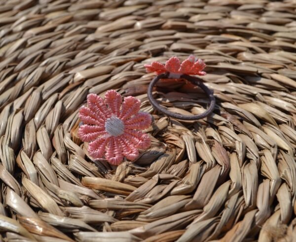 Roze bloemen elastiekjes