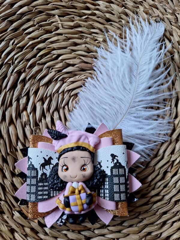 Roze cadeau Piet haarstrik fimo