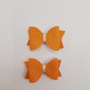 Set oranje strikjes